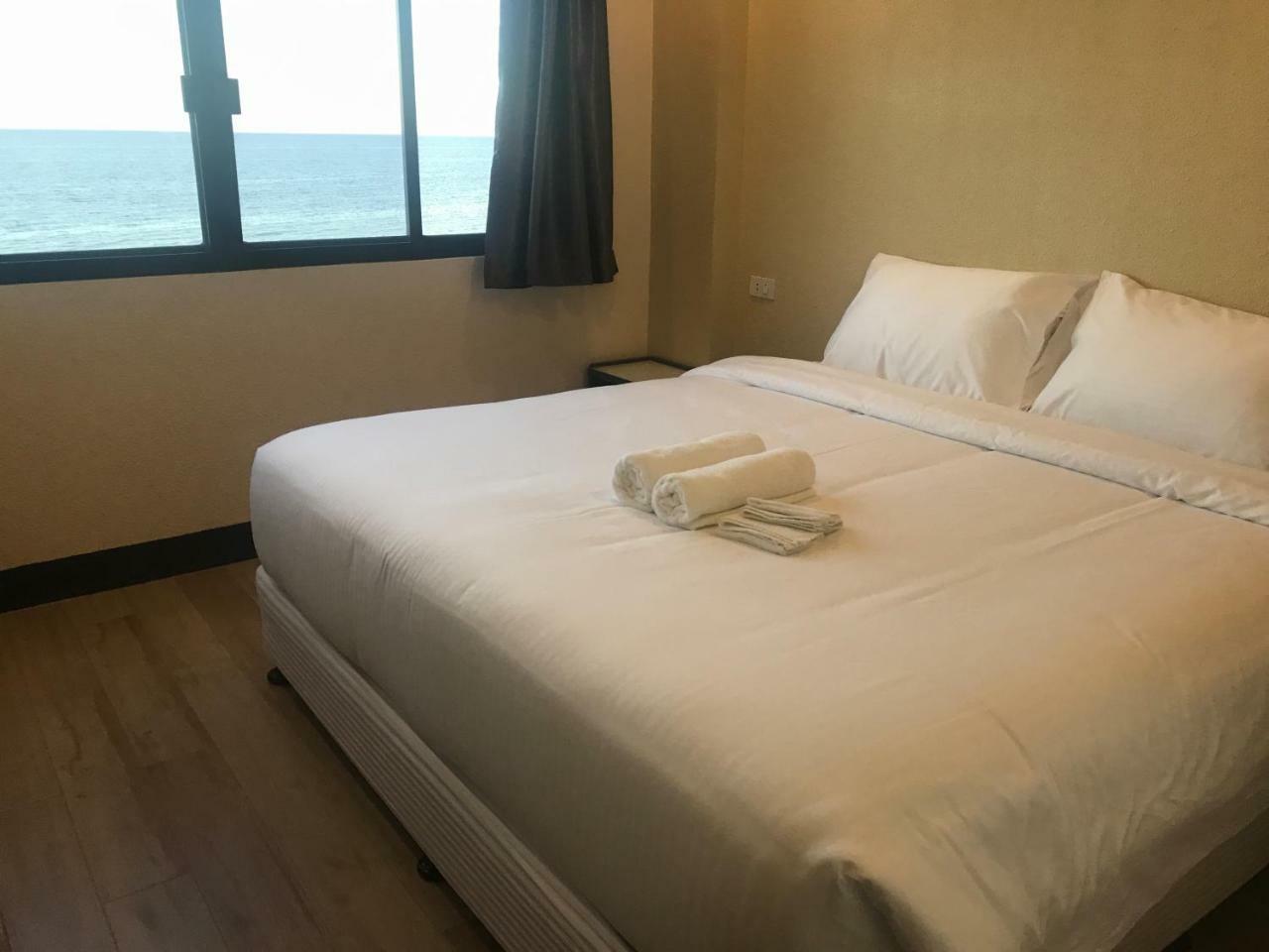 Babylon Oslob Coast Guesthouse Bagian luar foto