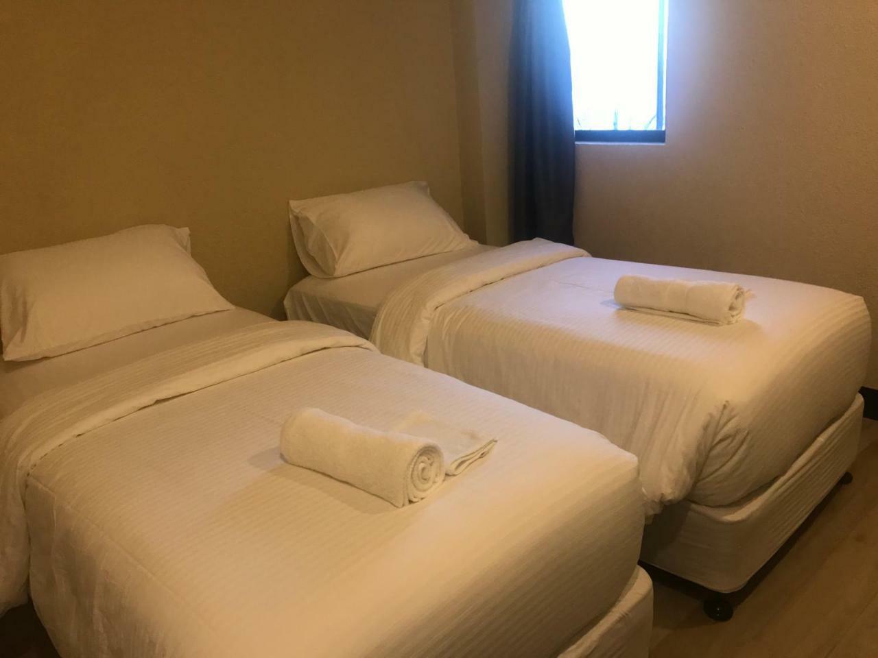 Babylon Oslob Coast Guesthouse Bagian luar foto
