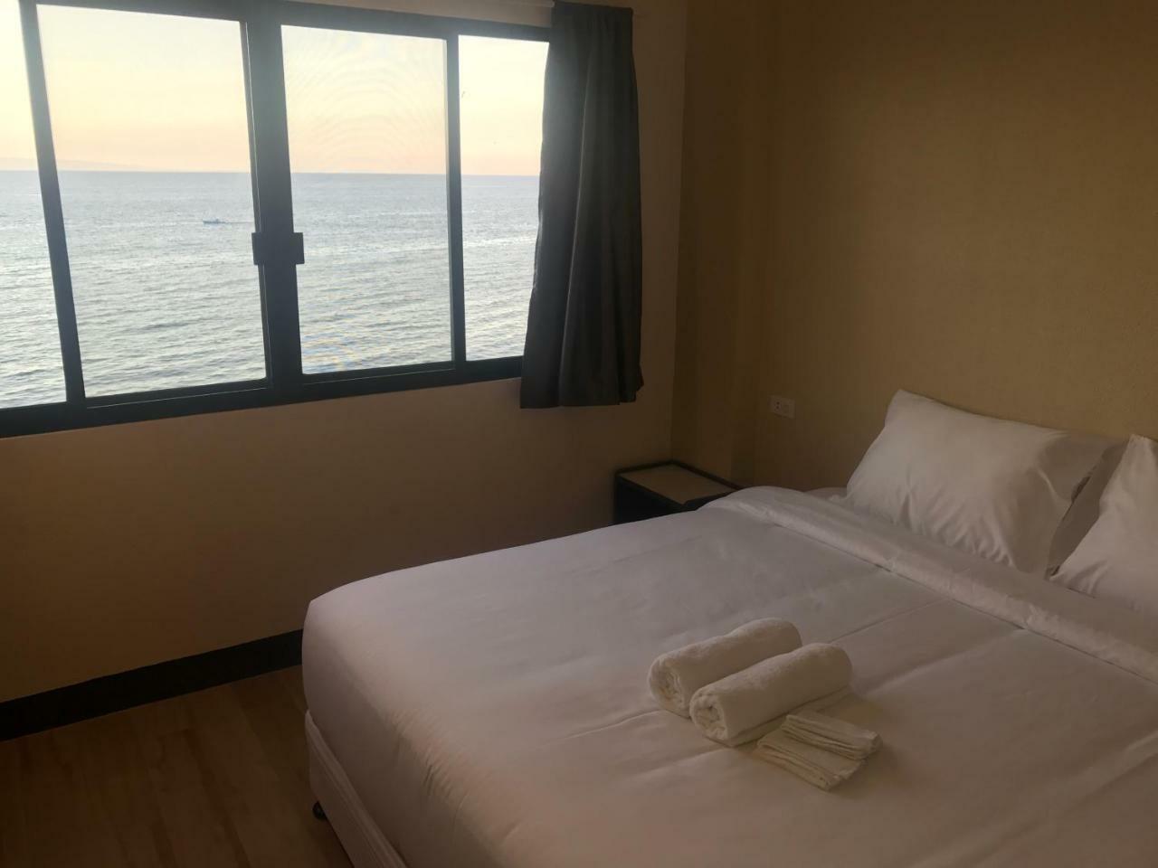 Babylon Oslob Coast Guesthouse Bagian luar foto
